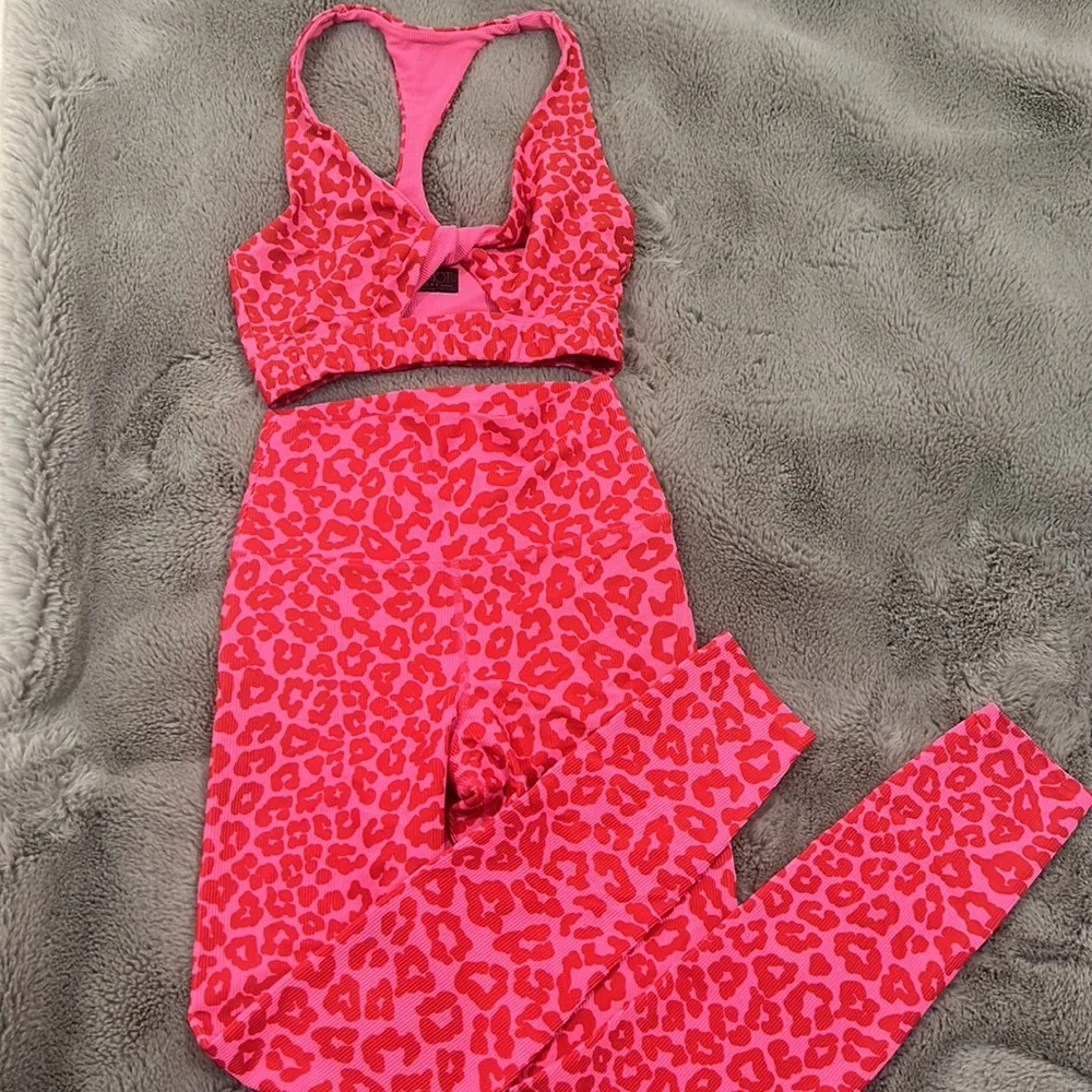 Beach Riot Pink Leopard Set - Picture 2 of 5